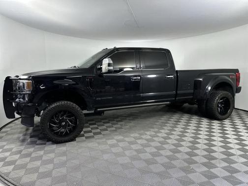 2022 Ford F-350 Platinum