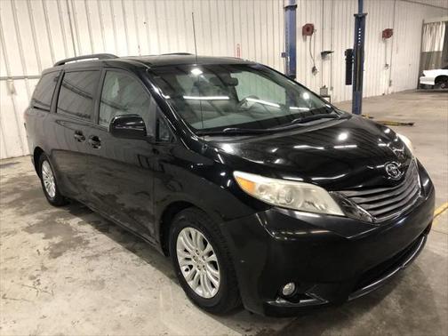 2011 Toyota Sienna XLE