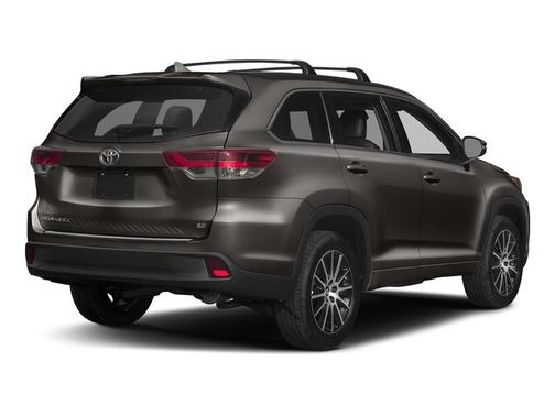 2017 Toyota Highlander SE