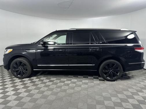 2022 Lincoln Navigator Reserve