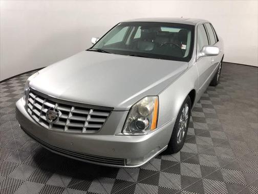 2010 Cadillac DTS Premium Collection