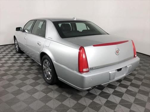 2010 Cadillac DTS Premium Collection