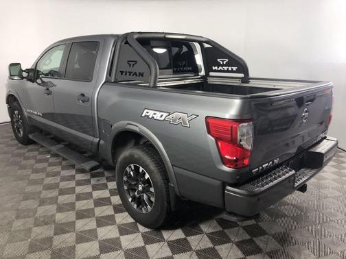 2019 Nissan Titan PRO-4X
