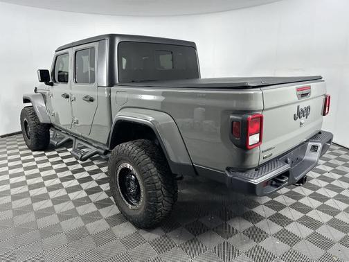 2022 Jeep Gladiator Sport S