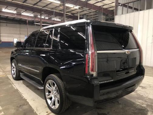 2016 Cadillac Escalade Luxury