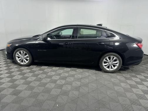 Mosaic Black Metallic 2021 Chevrolet Malibu FWD LT
