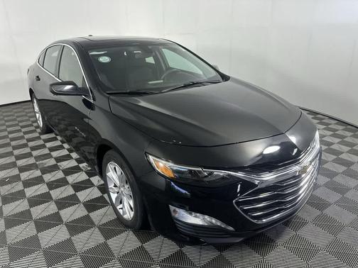 Mosaic Black Metallic 2021 Chevrolet Malibu FWD LT