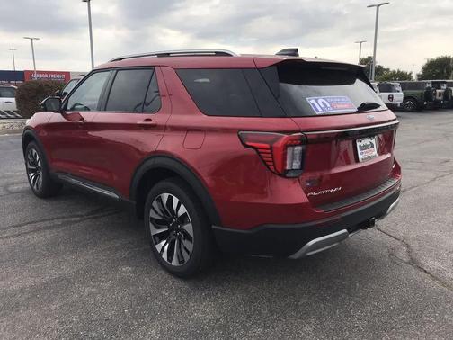 2025 Ford Explorer Platinum