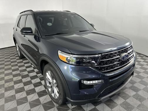 STONE BLUE METALLIC 2024 Ford Explorer XLT