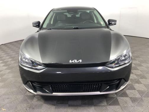 2022 Kia EV6 Wind