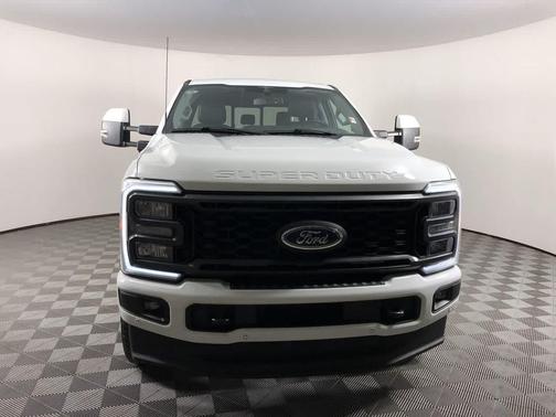 2023 Ford F-350 Lariat