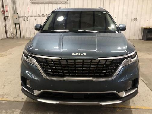 2022 Kia Carnival SX