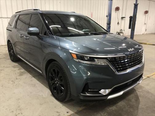 2022 Kia Carnival SX