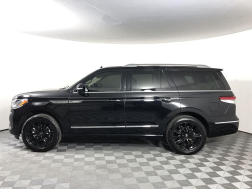 2022 Lincoln Navigator Reserve