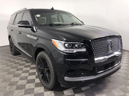 2022 Lincoln Navigator Reserve