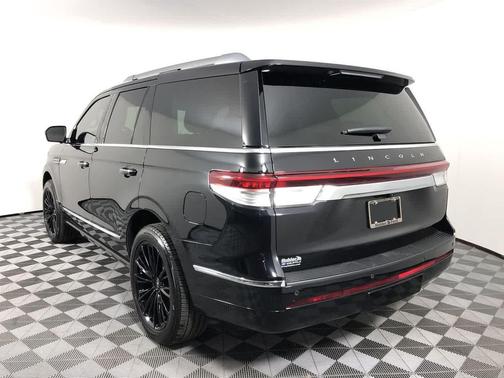 2022 Lincoln Navigator Reserve