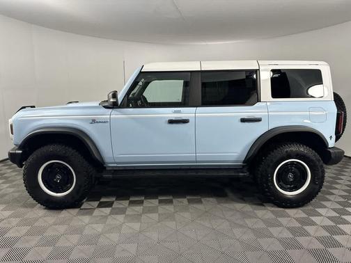 ROBIN'S EGG BLUE 2023 Ford Bronco Heritage Limited Edition