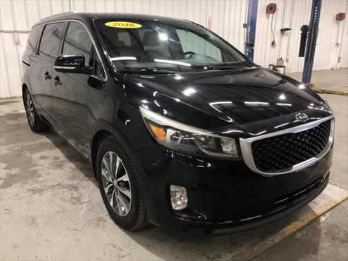 2016 Kia Sedona SX