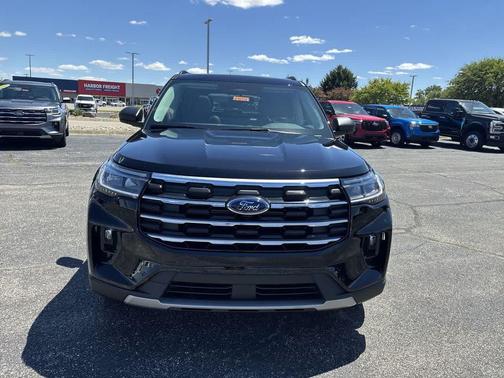 AGATE BLACK METALLIC 2026 Ford Explorer Active