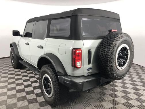 2022 Ford Bronco Black Diamond