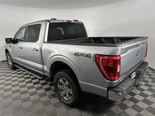 ICONIC SILVER METALLIC 2021 Ford F-150 XLT