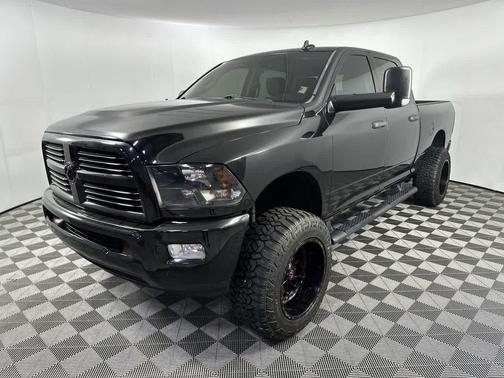Brilliant Black Crystal Pearlcoat 2016 RAM 2500 Big Horn