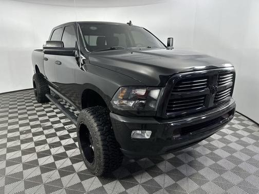 Brilliant Black Crystal Pearlcoat 2016 RAM 2500 Big Horn