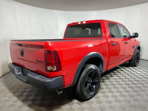 2024 RAM 1500 Classic Warlock Crew Cab 4x4 5'7' Box