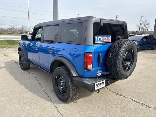 VELOCITY BLUE METALLIC 2026 Ford Bronco Big Bend