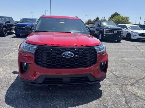 RAPID RED MET TINTED CC 2026 Ford Explorer ST-Line