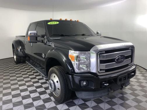 2015 Ford F-450 Lariat