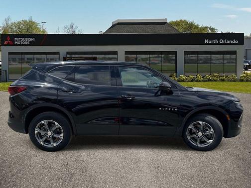 Black 2025 Chevrolet Blazer 2LT