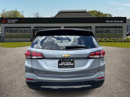 Sterling Gray Metallic 2024 Chevrolet Equinox 1LT