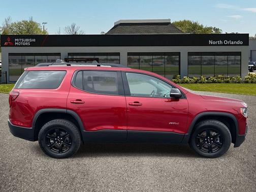 2023 GMC Acadia AWD AT4