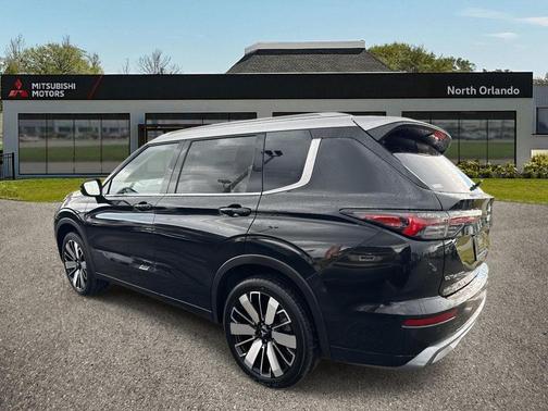 2025 Mitsubishi Outlander PLATINUM EDITION 2.5 S-AWC