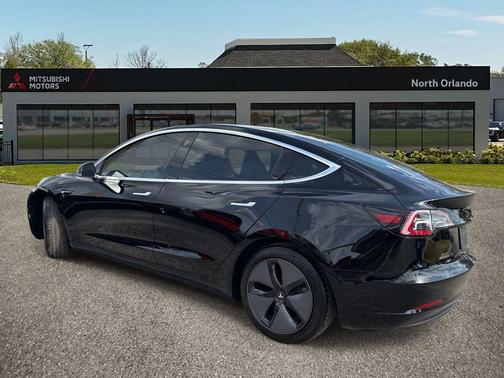 2019 Tesla Model 3 Standard Range Plus