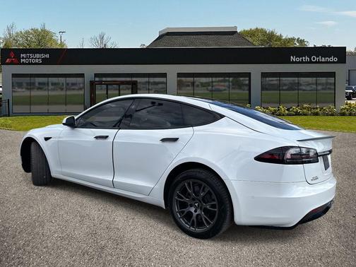 2022 Tesla Model S Plaid