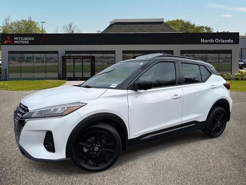 2021 Nissan Kicks SR