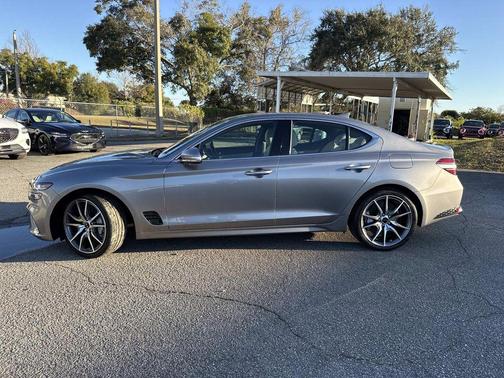 2025 Genesis G70 2.5T RWD