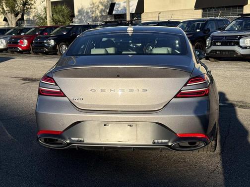 2025 Genesis G70 2.5T RWD