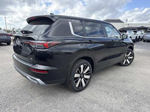 2026 Mitsubishi Outlander SE 1.5T 2WD