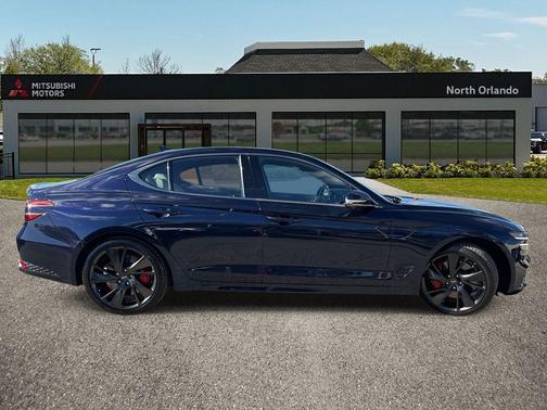 2023 Genesis G70 3.3T RWD