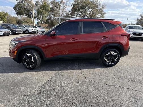 2025 Kia Seltos S