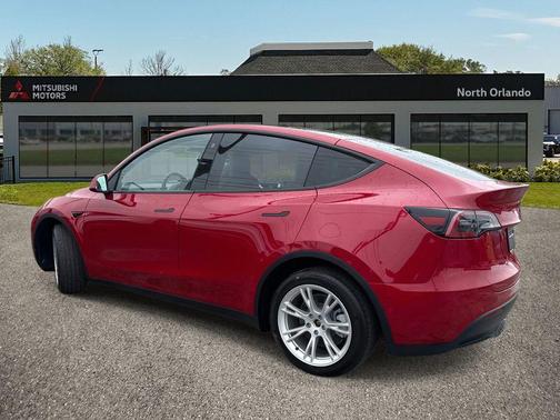 2022 Tesla Model Y Long Range Dual Motor All-Wheel Drive