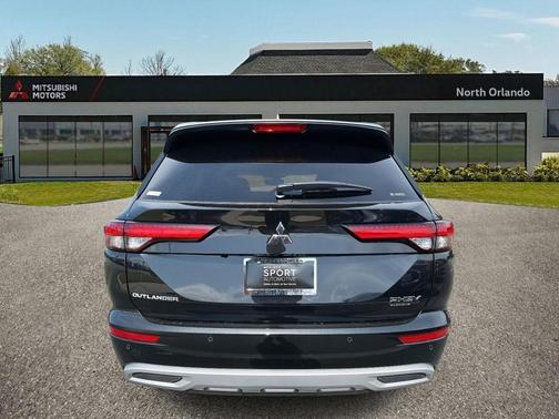 2025 Mitsubishi Outlander PHEV SEL