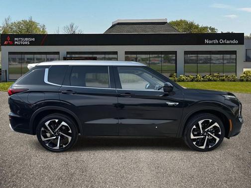 2025 Mitsubishi Outlander PHEV SEL