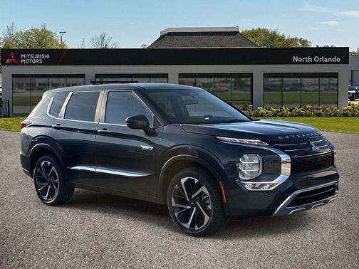 2025 Mitsubishi Outlander PHEV SE S-AWC