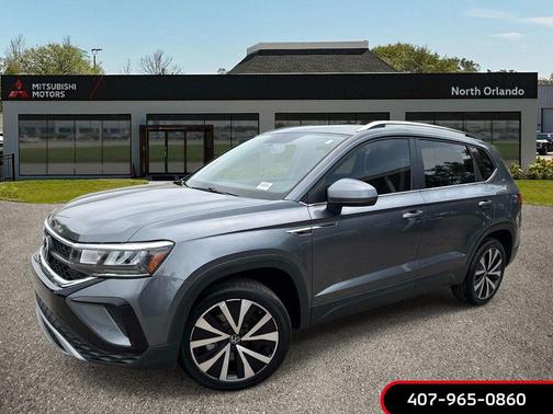 Platinum Gray Metallic 2022 Volkswagen Taos 1.5T SE