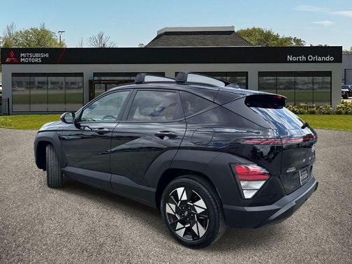 Abyss Black Pearl 2024 Hyundai KONA SEL