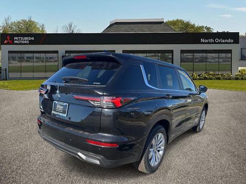 2025 Mitsubishi Outlander ES 2.5 2WD